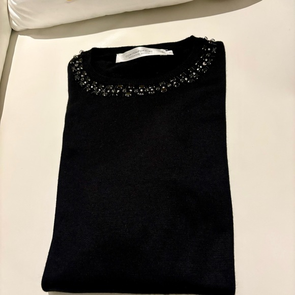 Dressy black long sleeves sweather - Picture 2 of 4